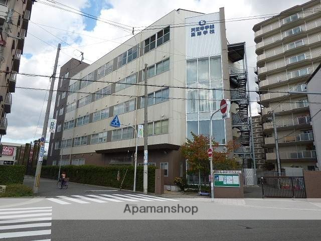 高校・高専　天王寺学館高等学校（高校・高専）まで946m