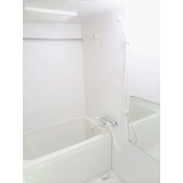 バス・シャワールーム　バスルーム