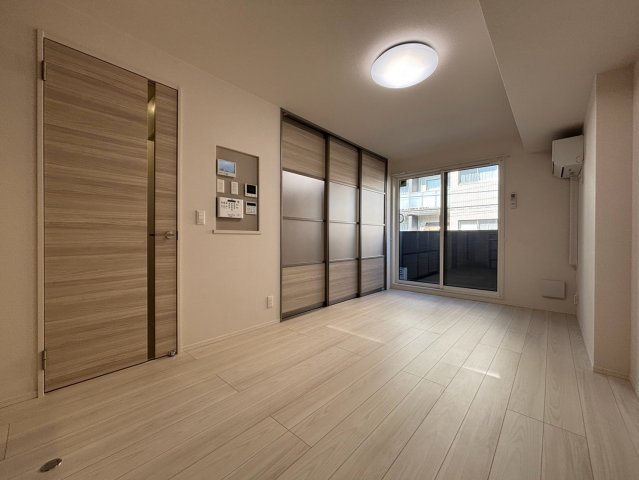 ＪＲ南武線 登戸駅 徒歩6分 3階建 築1年の居間写真