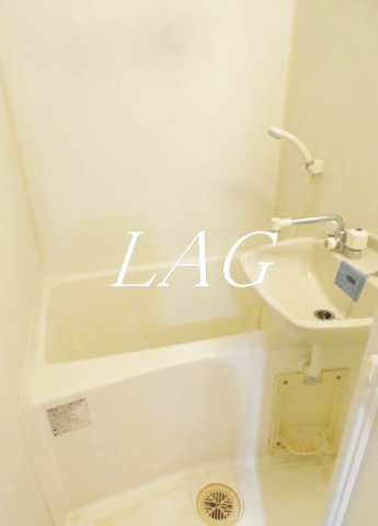 バス・シャワールーム　お風呂です。