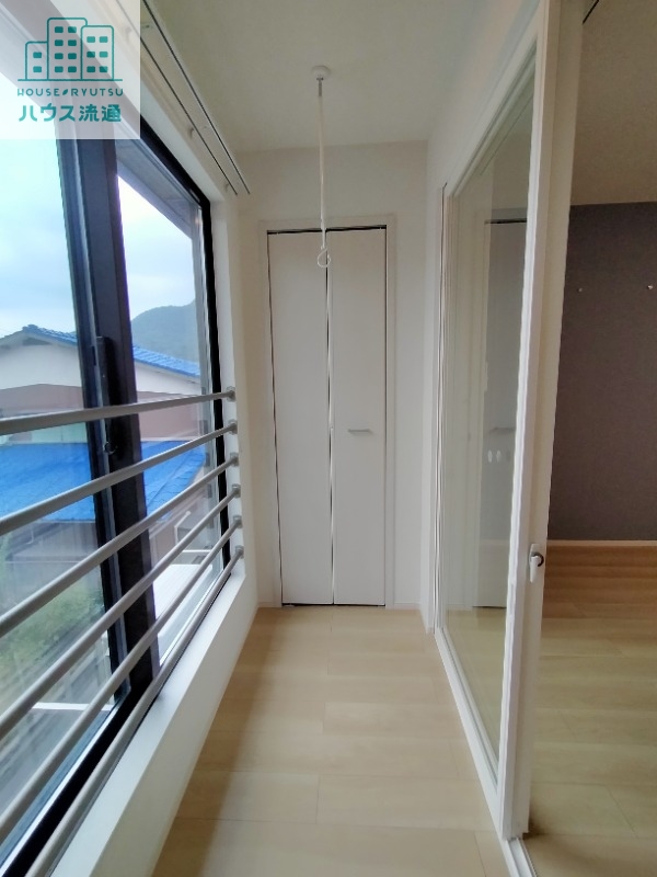 バルコニー　※サンルームです