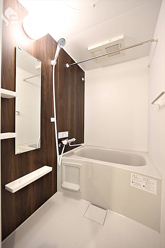 バス・シャワールーム　風呂