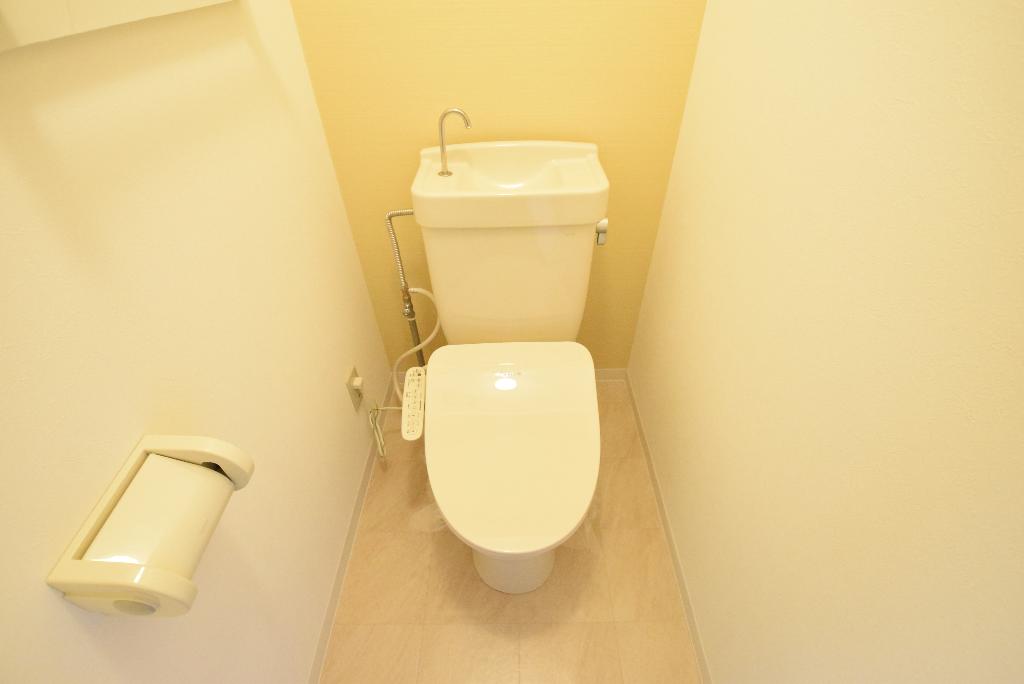 トイレ　シャワー付トイレ