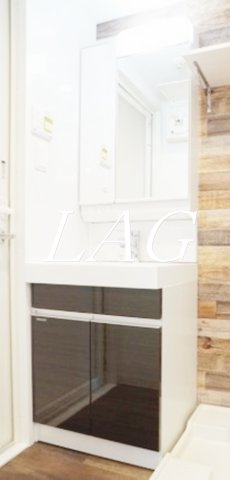 洗面設備　独立洗面台です。