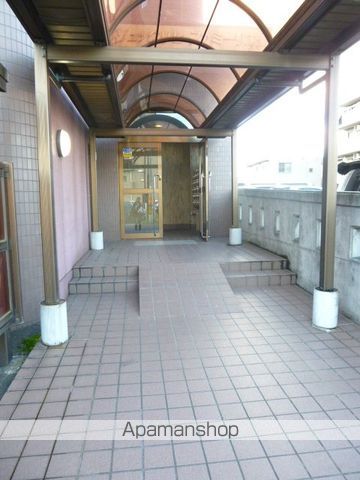 ＪＲ中央本線 多治見駅 徒歩9分 7階建 築34年の外観写真