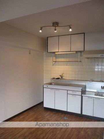 ＪＲ中央本線 多治見駅 徒歩9分 7階建 築34年のキッチン写真