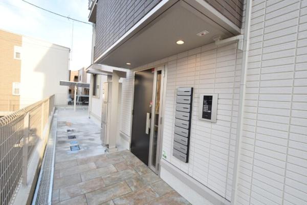 エントランス　オートロック付き