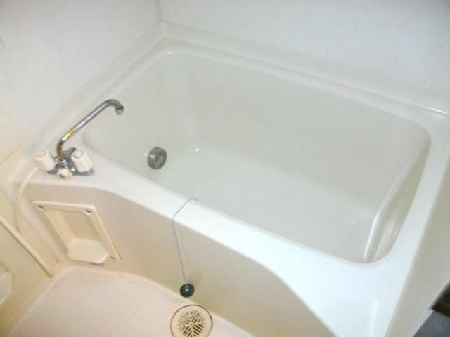 バス・シャワールーム　浴室