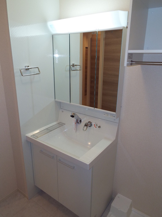 トイレ　温水洗浄暖房便座