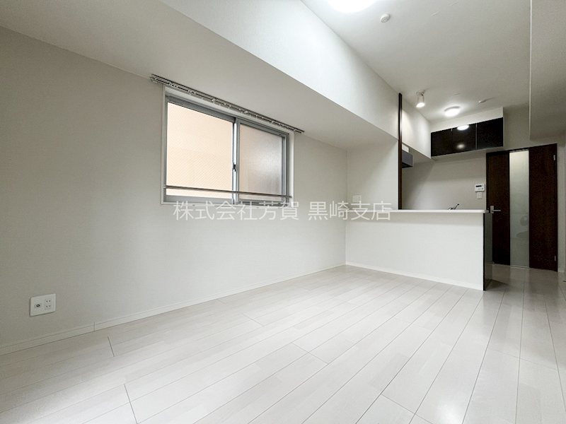 居室・リビング　※別号室の写真です現状優先