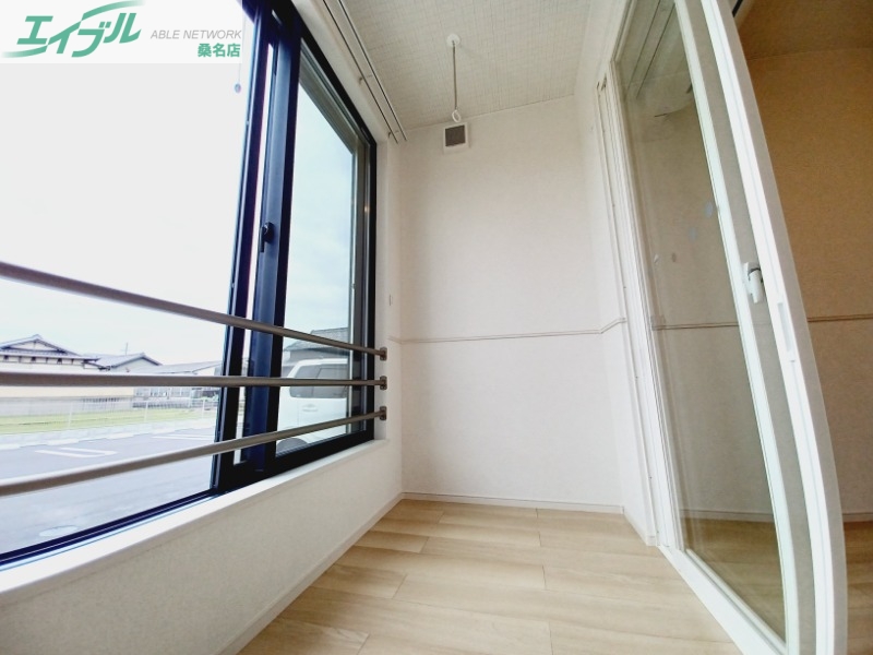 バルコニー　同型参考写真です