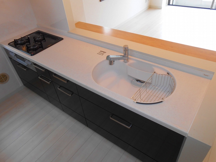 キッチン　反転写真