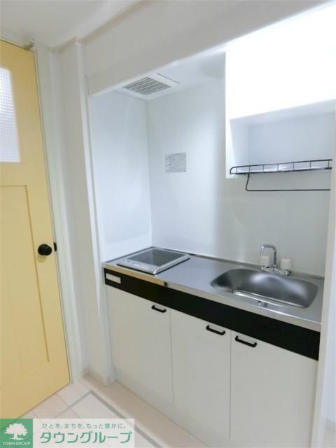 キッチン　同物件別部屋写真