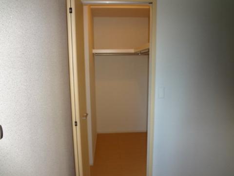 収納　Ｗ－ＣＬ