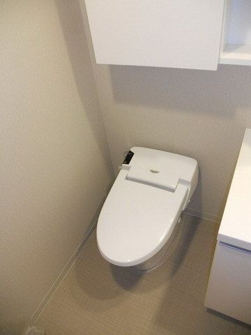 トイレ　★うれしいウォシュレット付トイレ★