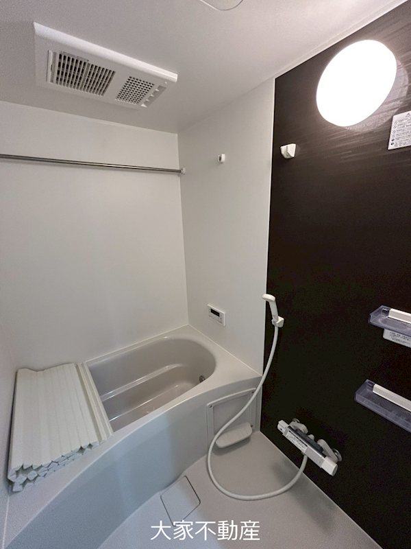 バス・シャワールーム　※別部屋写真の為イメージ。