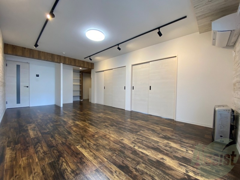 居室・リビング　広くてキレイなお部屋が広がっていて、充実した生活が送れそう。