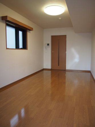 居室・リビング　別号室参考写真