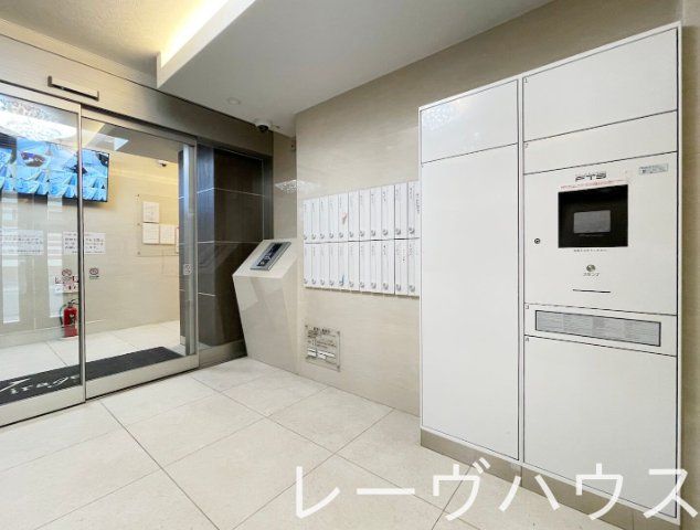 エントランス　エントランス