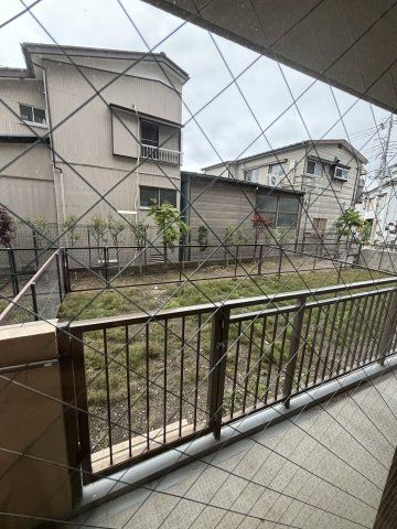 バルコニー　庭