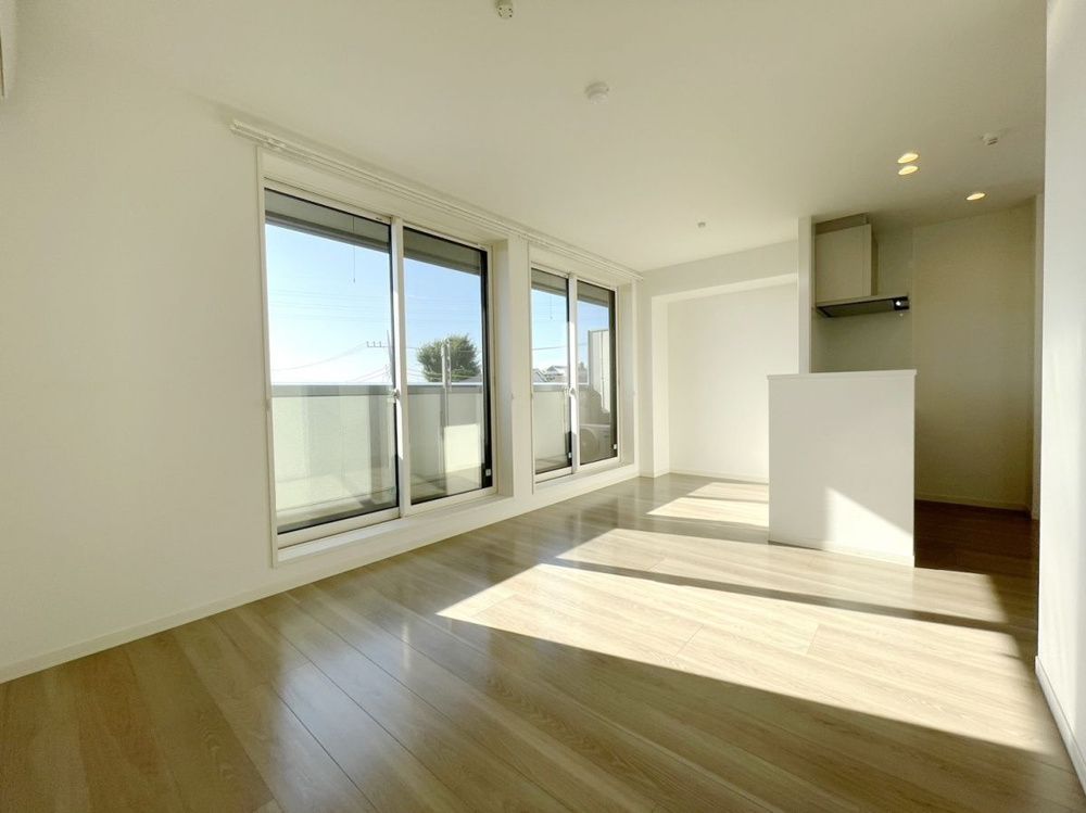 居室・リビング　※全て別号室のお写真。内装等参考にしてください。