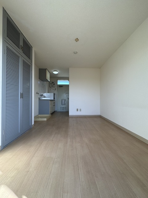 居室・リビング　別部屋参考写真です