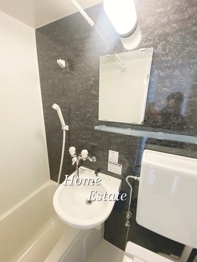 洗面設備　同仕様