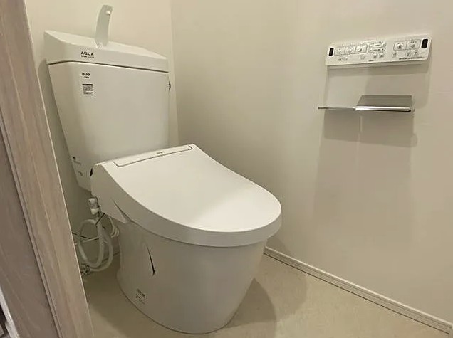 トイレ　トイレ