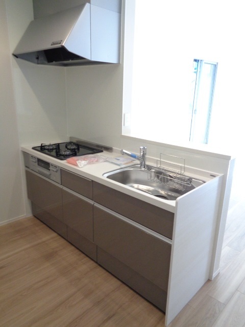 キッチン　お料理もはかどる３口グリル付きシステムキッチン☆