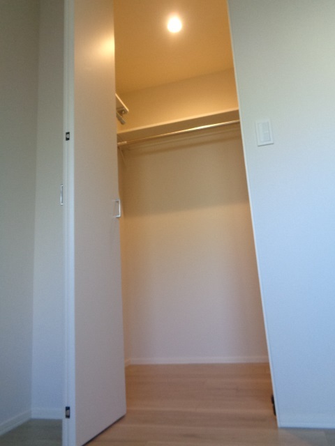 収納　大容量ウォークインクロゼットでお部屋もスッキリ☆