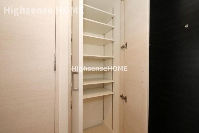 収納　たっぷりとした収納スペースです