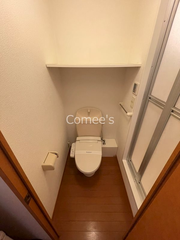 トイレ　温水洗浄便座