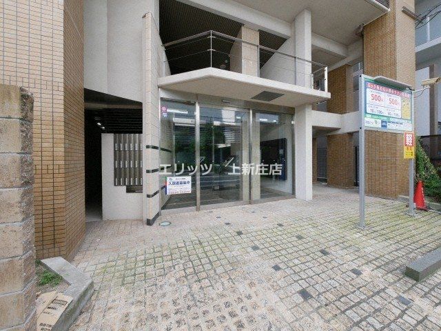 エントランス　エントランス