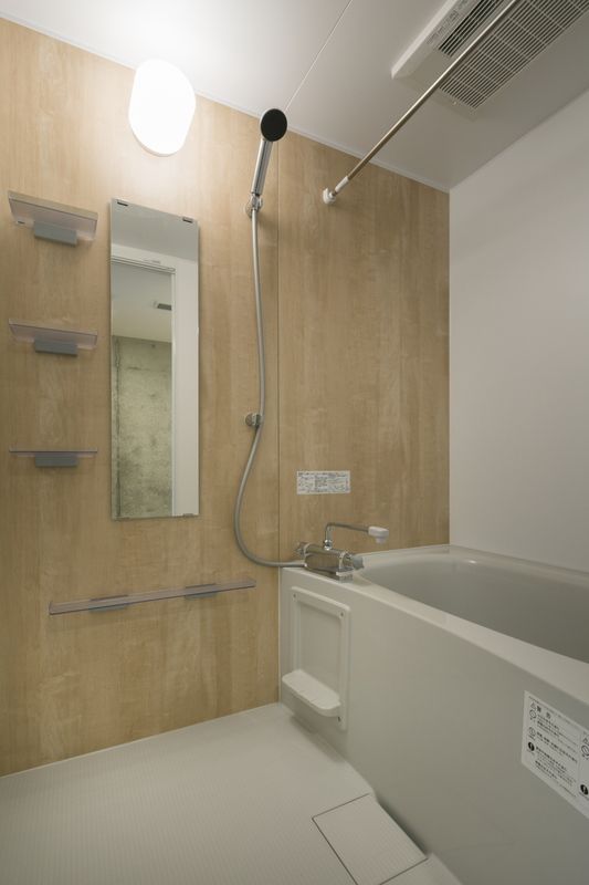 バス・シャワールーム　ゆっくりバスタイムをお楽しみくださいませ☆