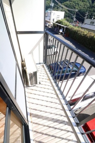 バルコニー　同物件別室