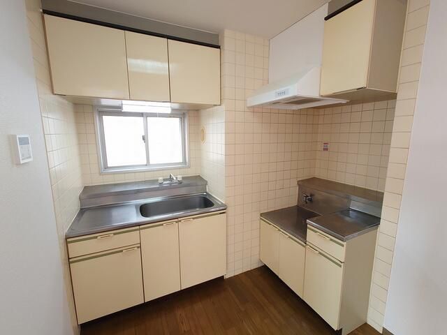 キッチン　ななハイツB　文京区本駒込２