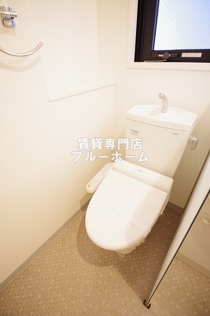 トイレ　ウォシュレット付きのトイレです！