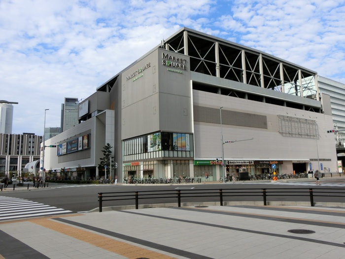 ショッピングセンター　マーケットスクエアささしま（ショッピングセンター）まで864m