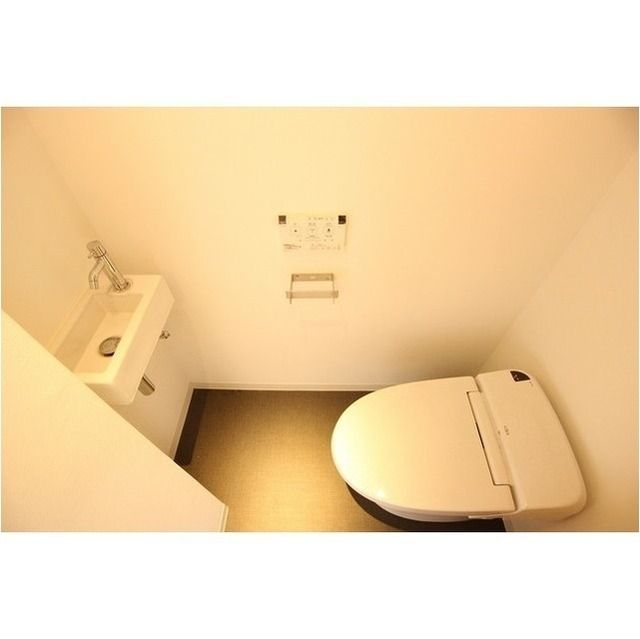 トイレ　別部屋参考