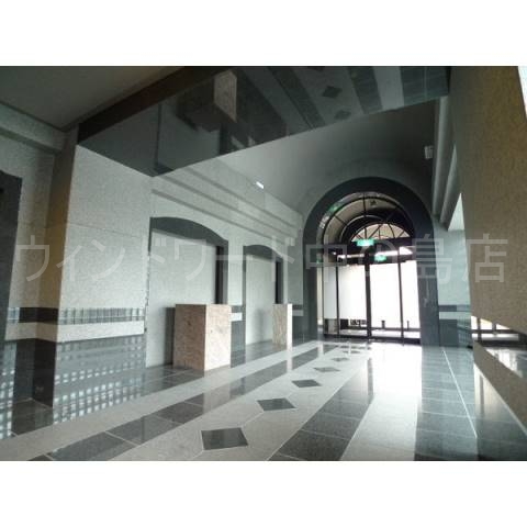 エントランス　詳細は、ウィンドワード中の島店までご相談下さい。