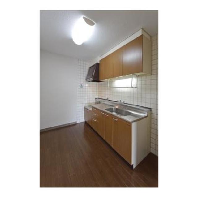 キッチン　※写真は同タイプ住戸です。