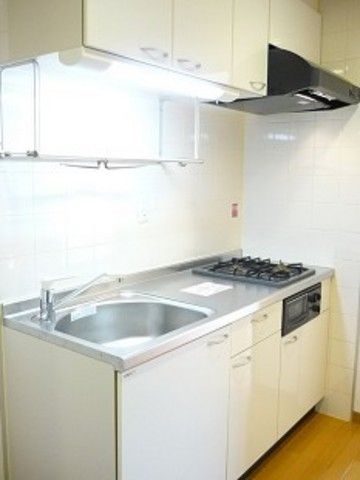 キッチン　お部屋探しは株式会社　タウンハウジング　までお気軽にお問合…