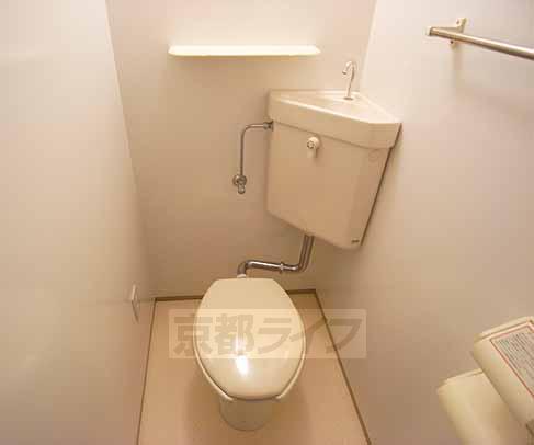 トイレ　清潔感のある洋式トイレ