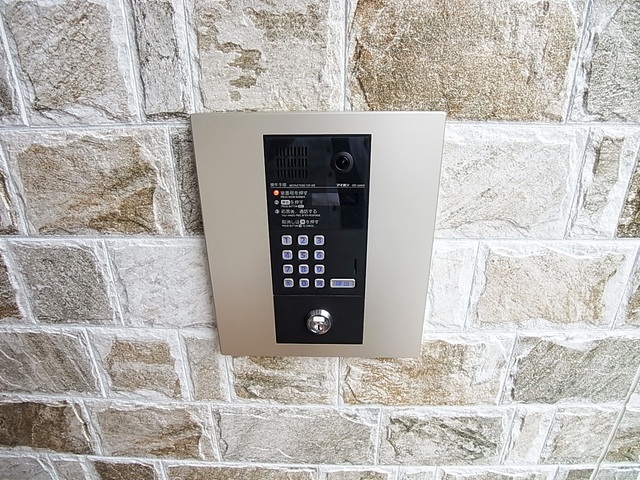 セキュリティ　ＴＶモニター連動のオートロック完備