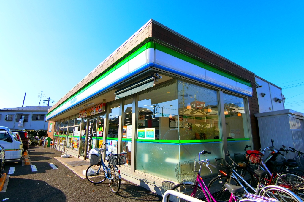 コンビニ　ファミリーマート 江戸川大杉五丁目店（コンビニ）まで357m