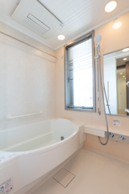 バス・シャワールーム　※写真は同タイプ住戸です。