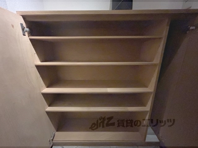 収納　下駄箱