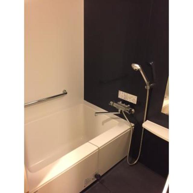 バス・シャワールーム　※写真は同タイプ住戸です。