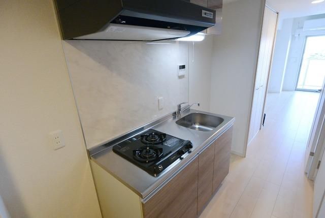 キッチン　※半面タイプ部屋写真参考※