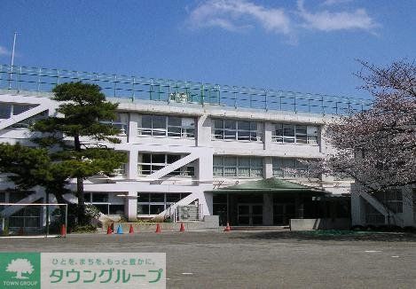 小学校　世田谷区立世田谷小学校（小学校）まで420m